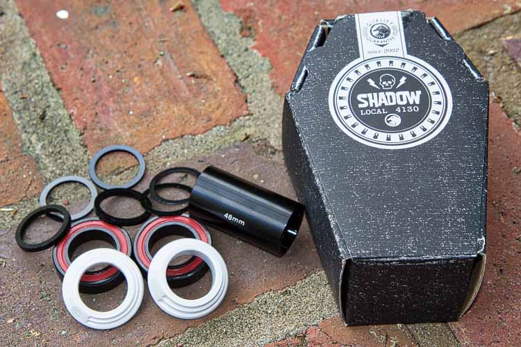 shadow-conspiracy-corvus-bottom-bracket-750